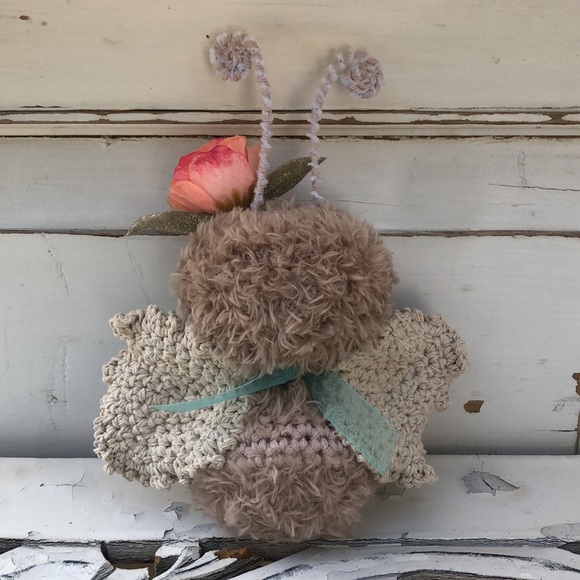 Crocheted Bumblebee 🐝 - Picture 5 of 5